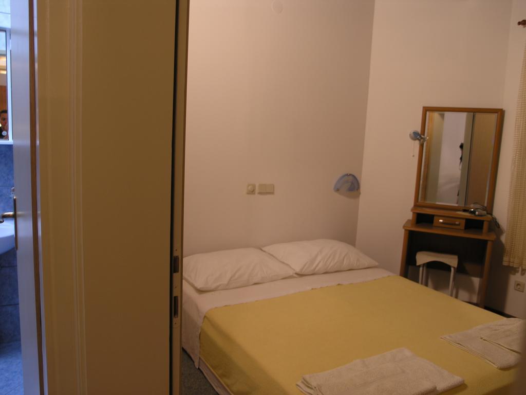 Apartments Mia Mo Premantura Szoba fotó